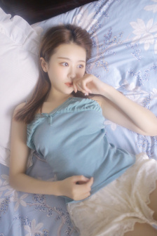 漂亮的保姆hd电影在线